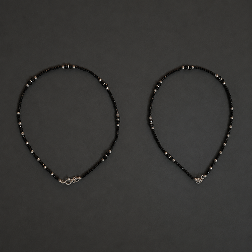 Noir Micro Cyrsta Anklet