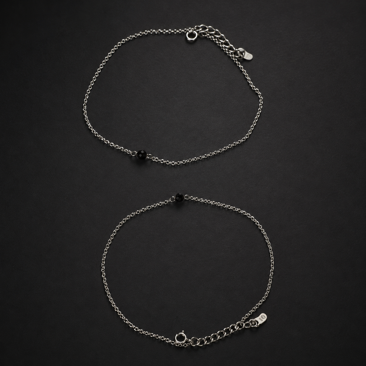 Noir Dot Anklet