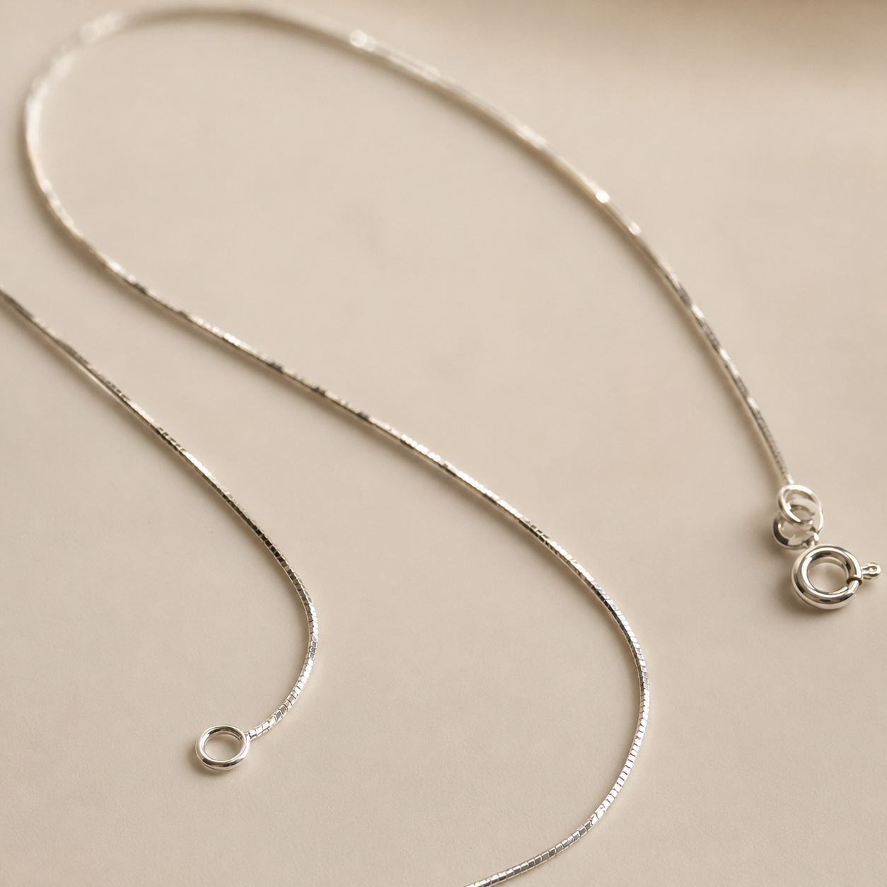 Luna Glide Chain