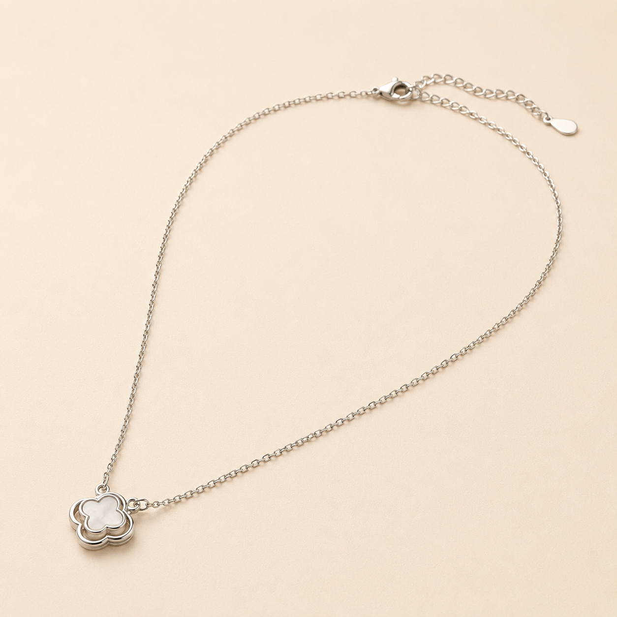 Clover Muse Necklace