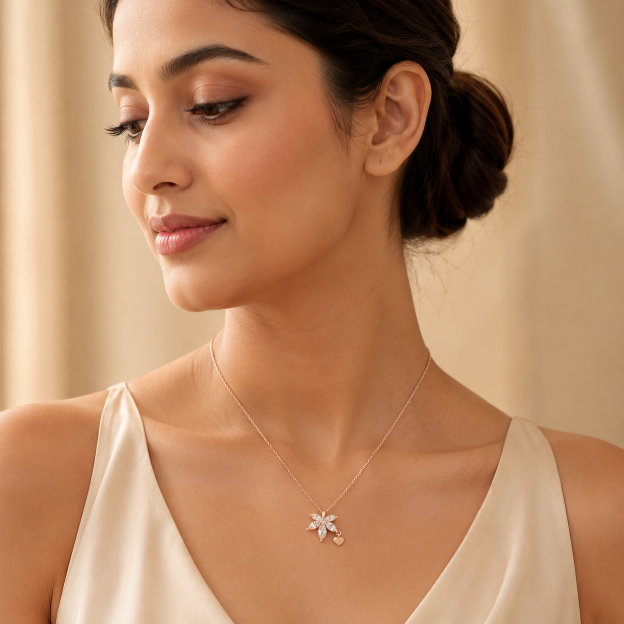 Bloom Kiss Necklace