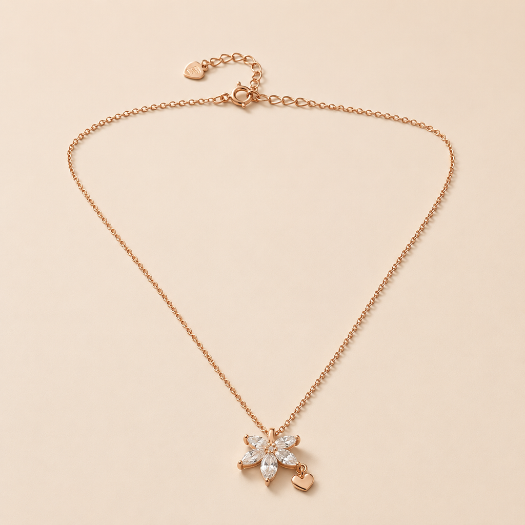 Bloom Kiss Necklace