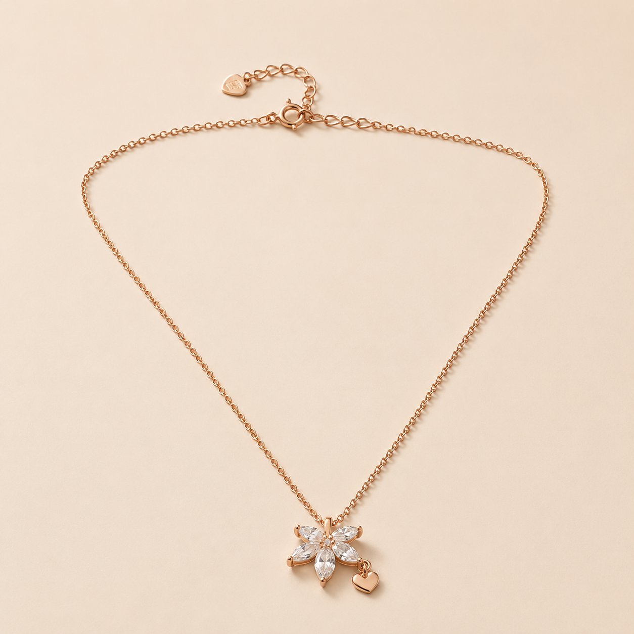 Bloom Kiss Necklace