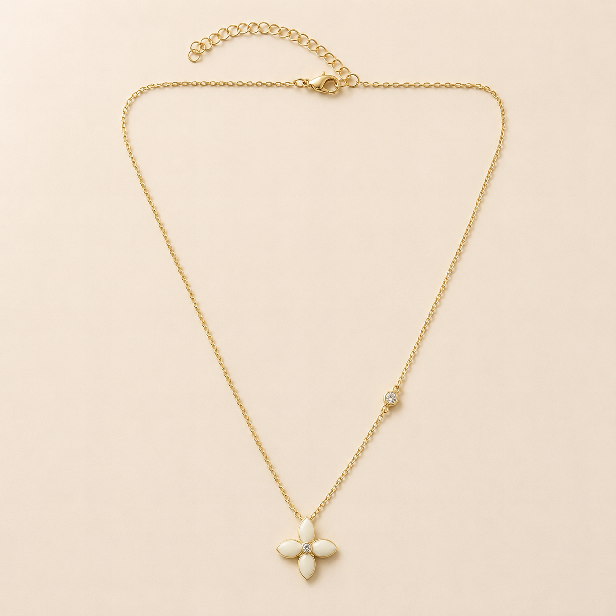 mahArha Ivory Bloom Necklace