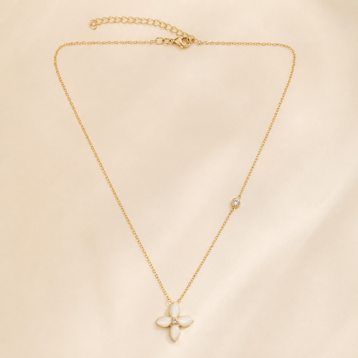 Ivory Bloom Necklace