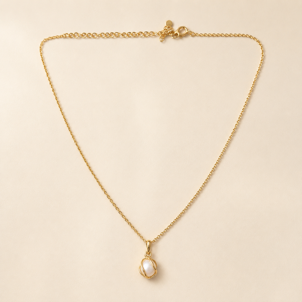 mahArha Pearl Aura Necklace