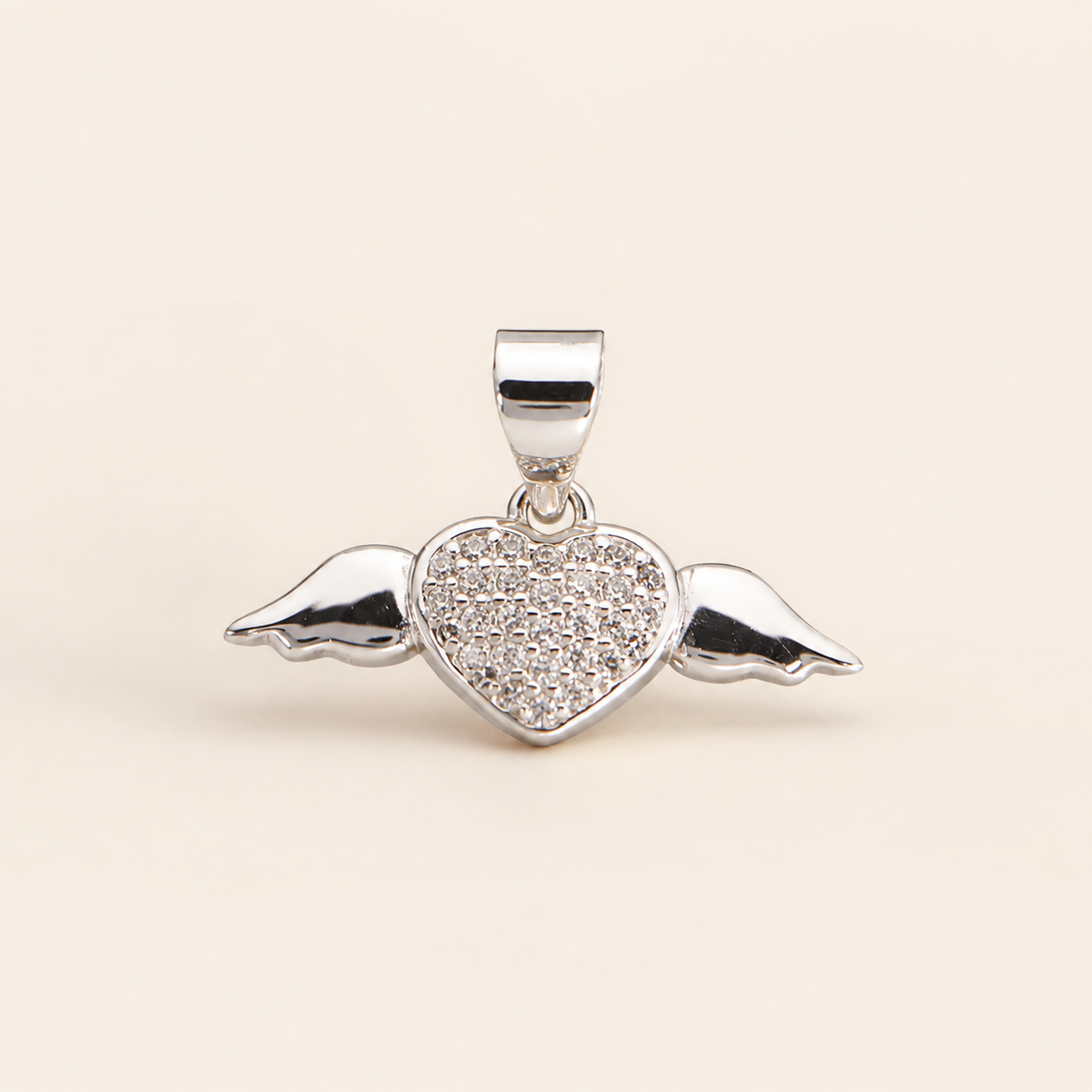 mahārha Winged Heart Glow Pendant