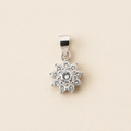 mahārha Daisy Aura Pendant