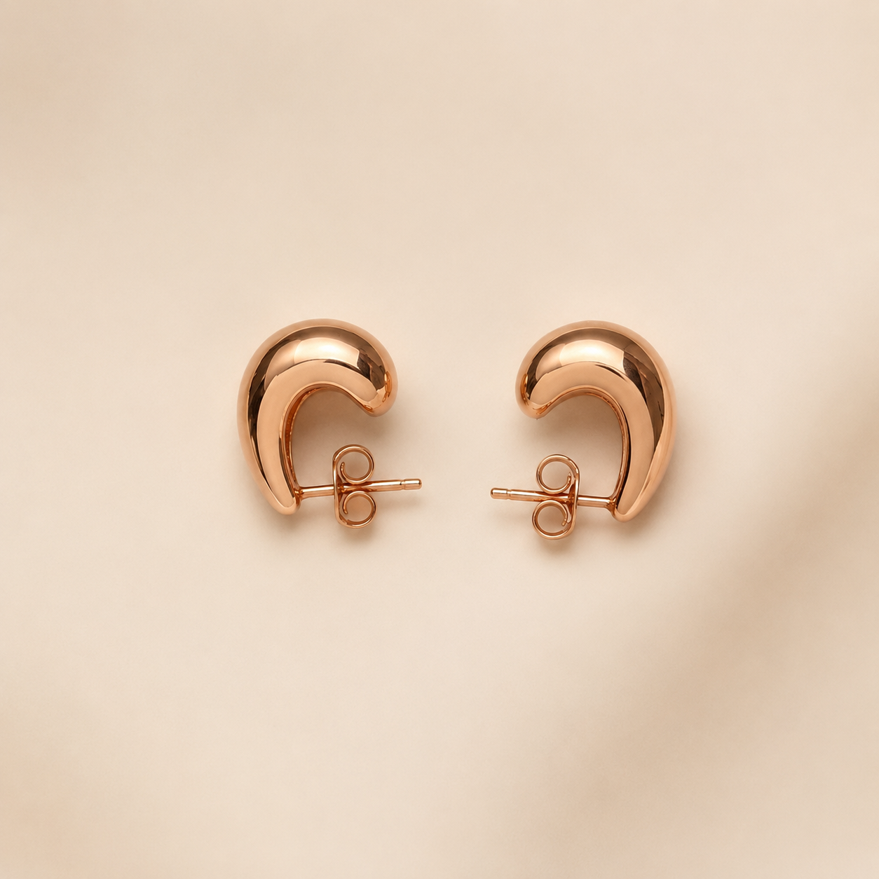 Rosé Curve Earring
