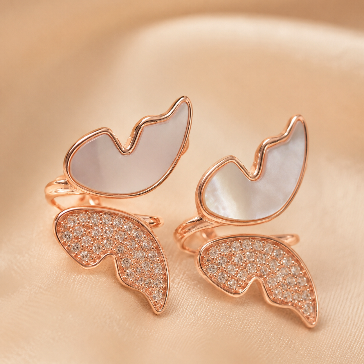 Rosé Butterfly Glow Earring
