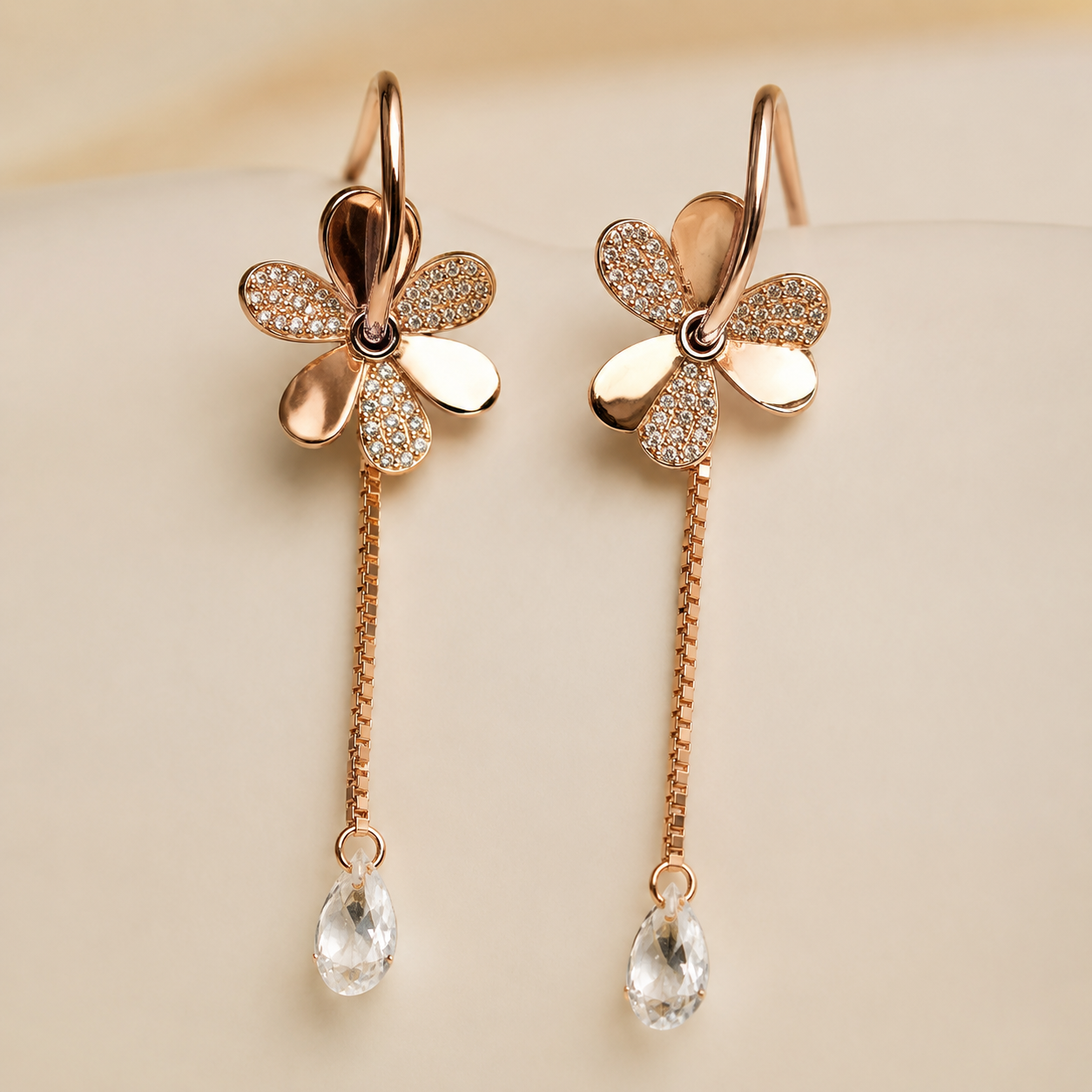 Petaline Glimmer Earring