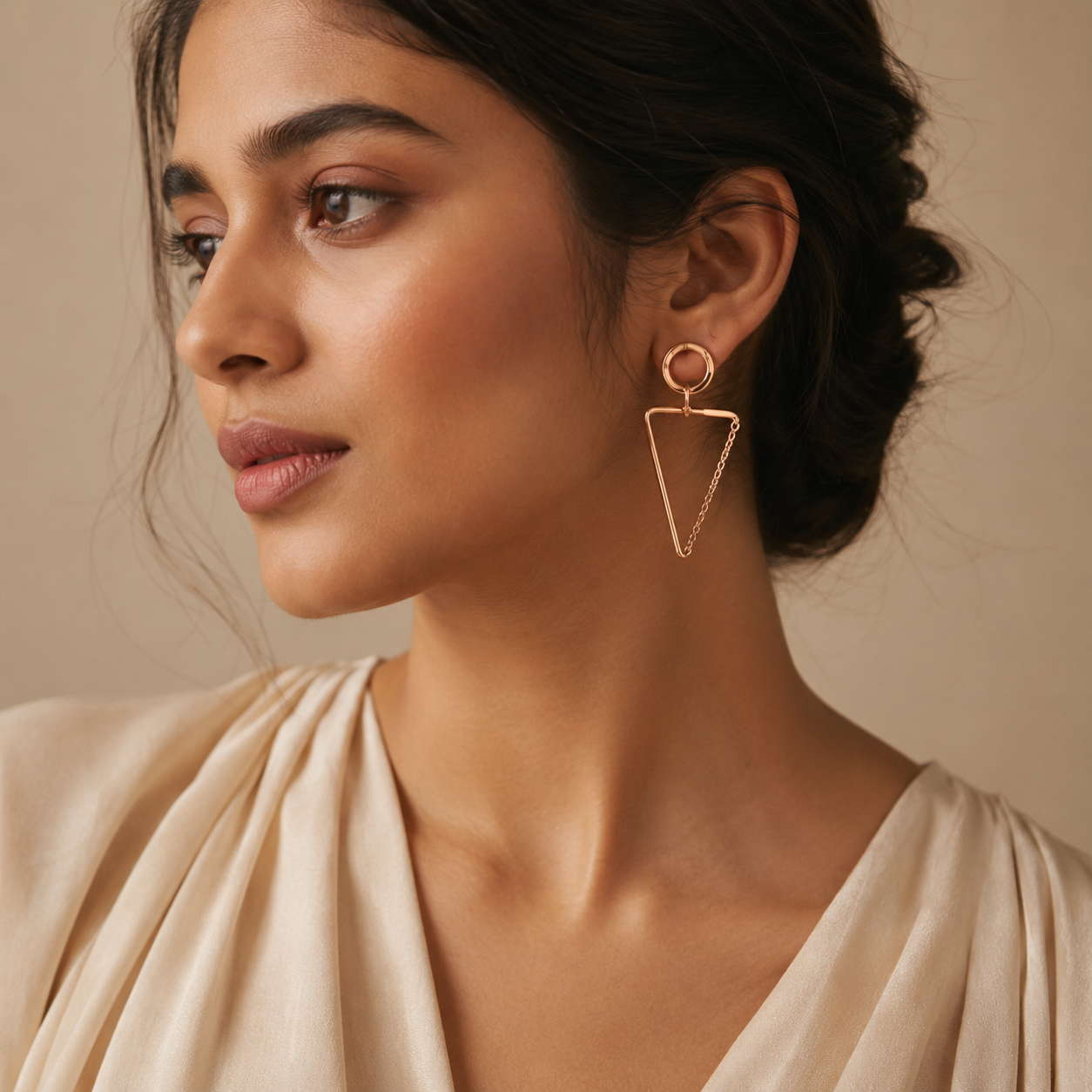 Triora Muse Earring