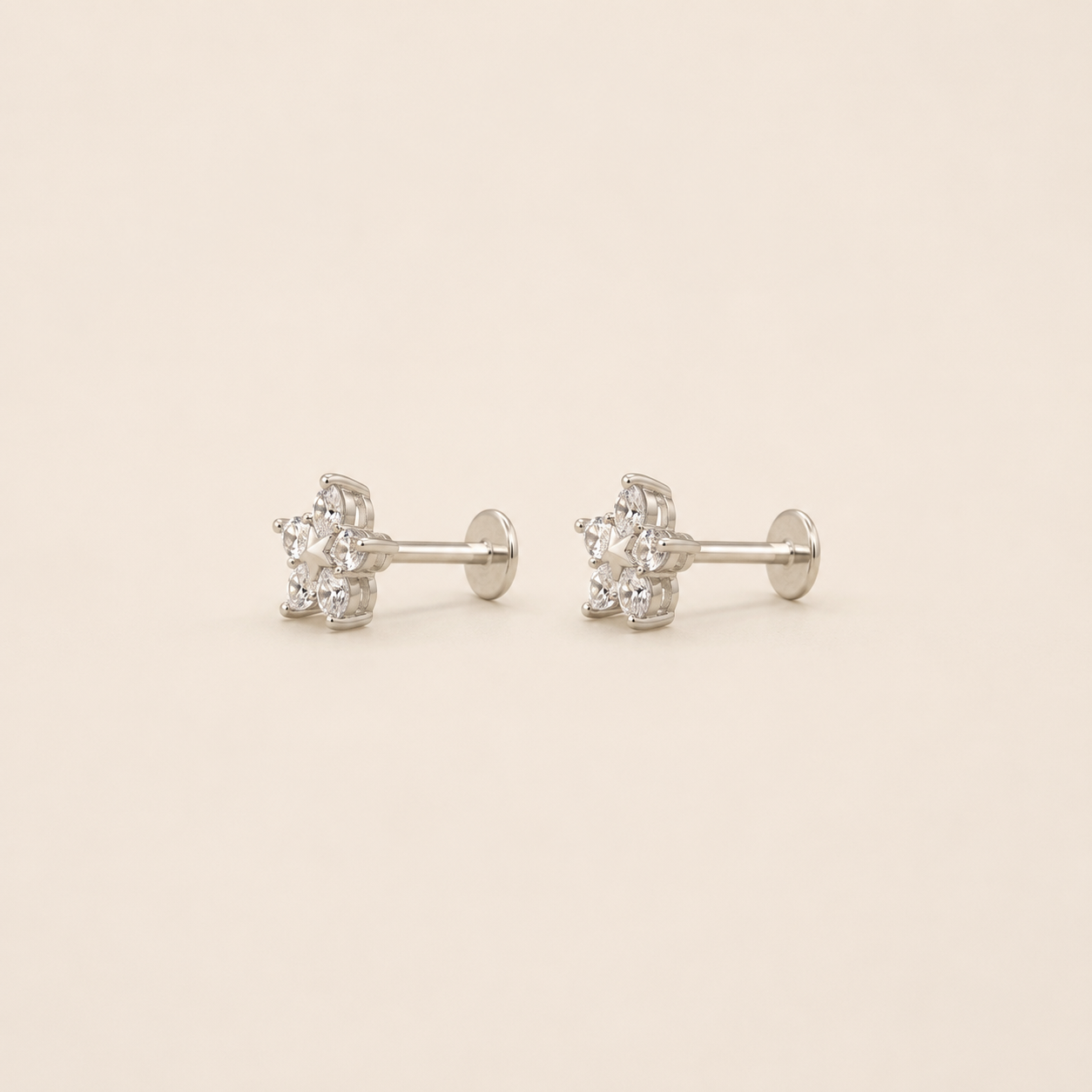 Petal Star Glow Stud Earring