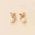 mahArha Pearl Bloom Stud Earring