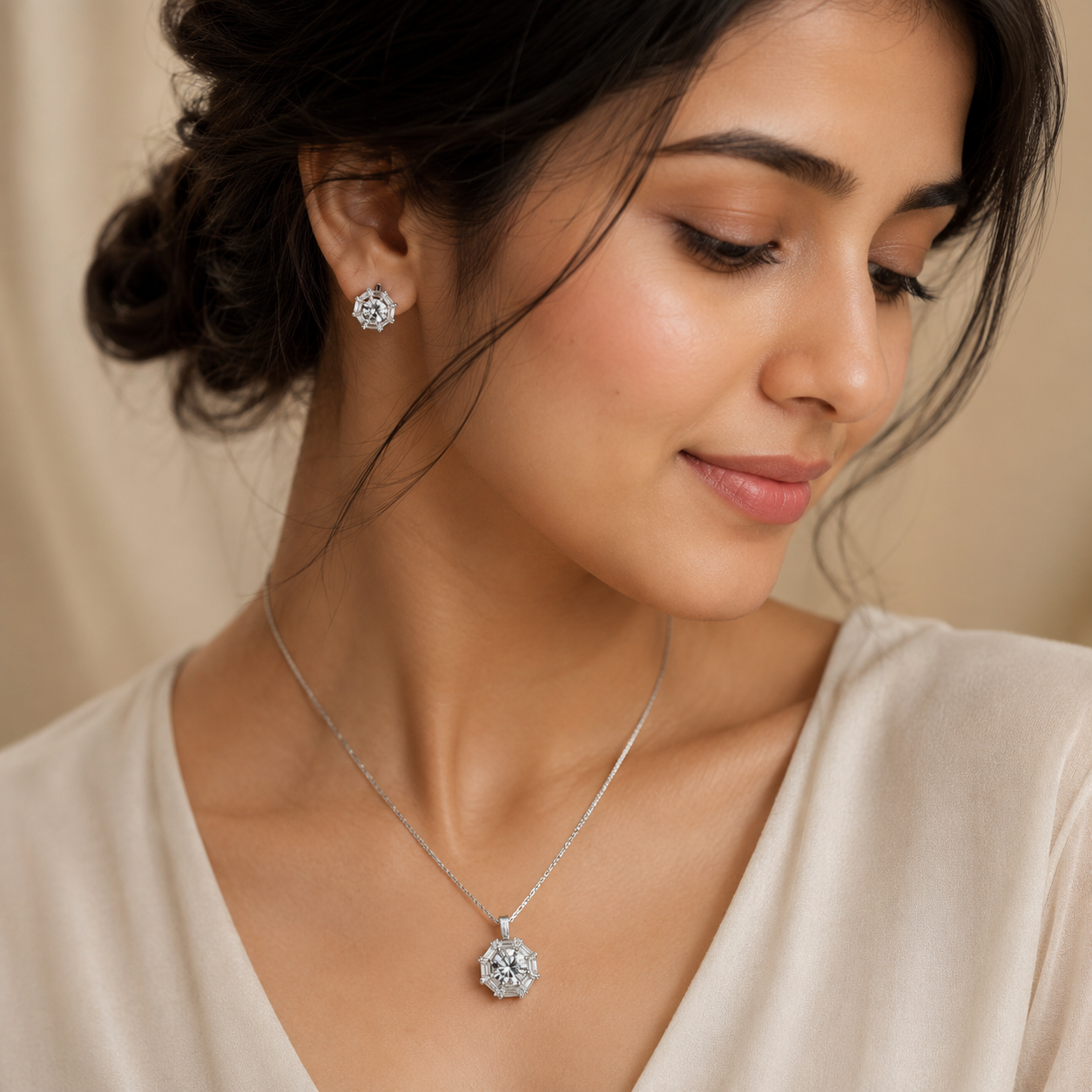 Astra Halo Pendant & Earring Set