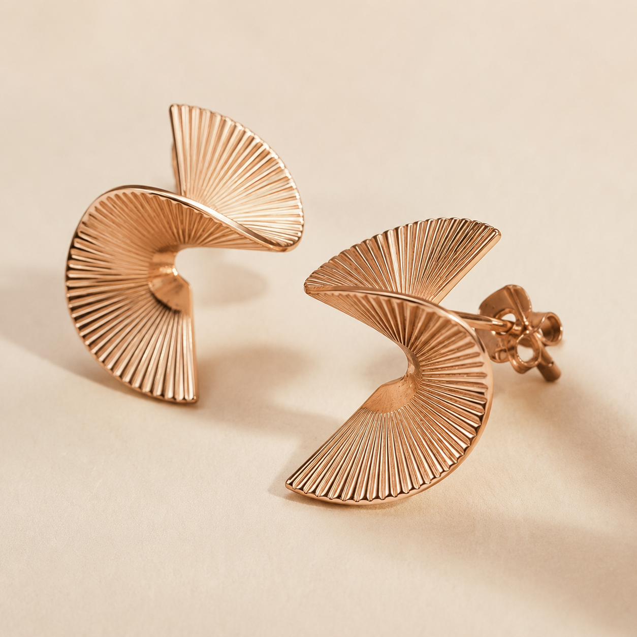 Silver Aurelia Sunflod Earring