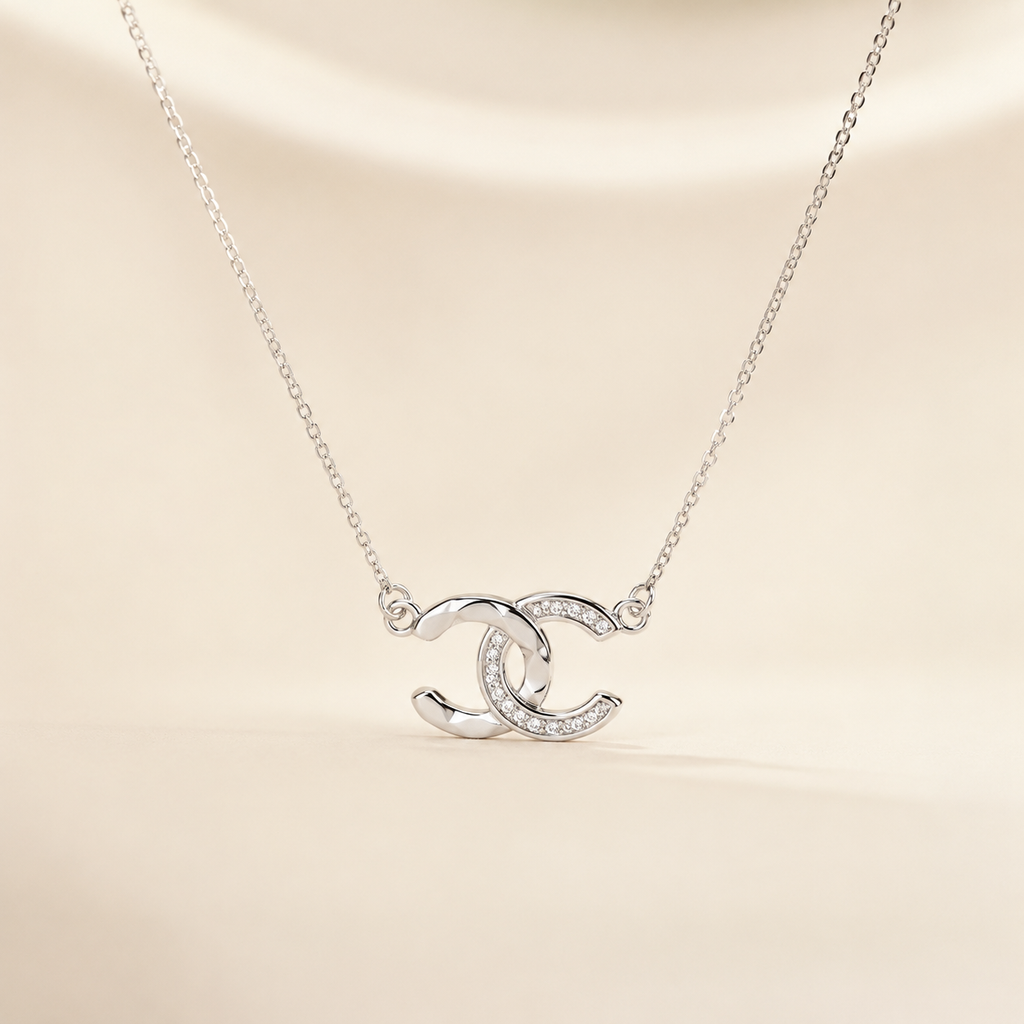 mahArha Silver Eternal Interlock Necklace